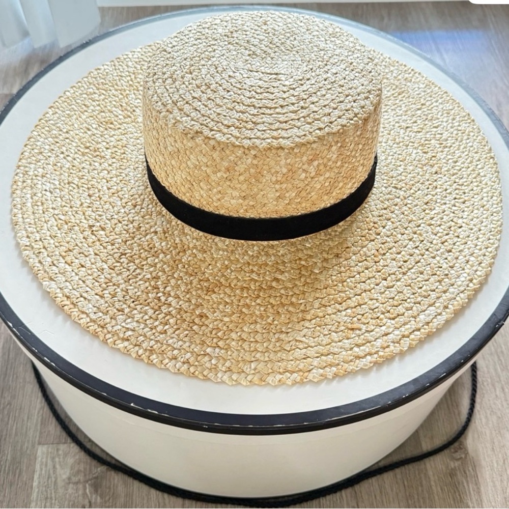 Lack of Color Wide Brim Straw Sun Hat with Black Band size small